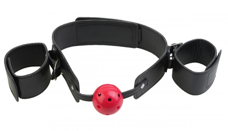 Кляп-наручники с красным шариком Breathable Ball Gag Restraint от Pipedream