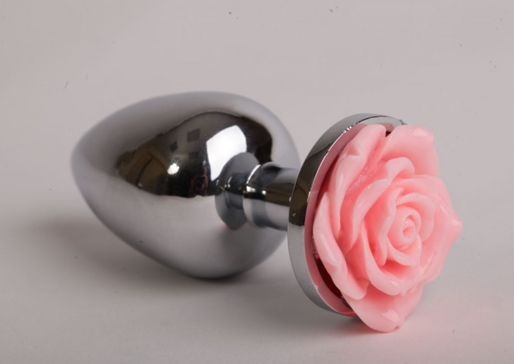 Серебристая анальная пробка со светло-розовой розочкой - 7,6 см. от 4sexdreaM