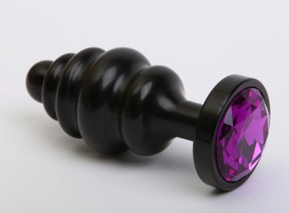 Чёрная ребристая анальная пробка с фиолетовым кристаллом - 7,3 см. от 4sexdreaM